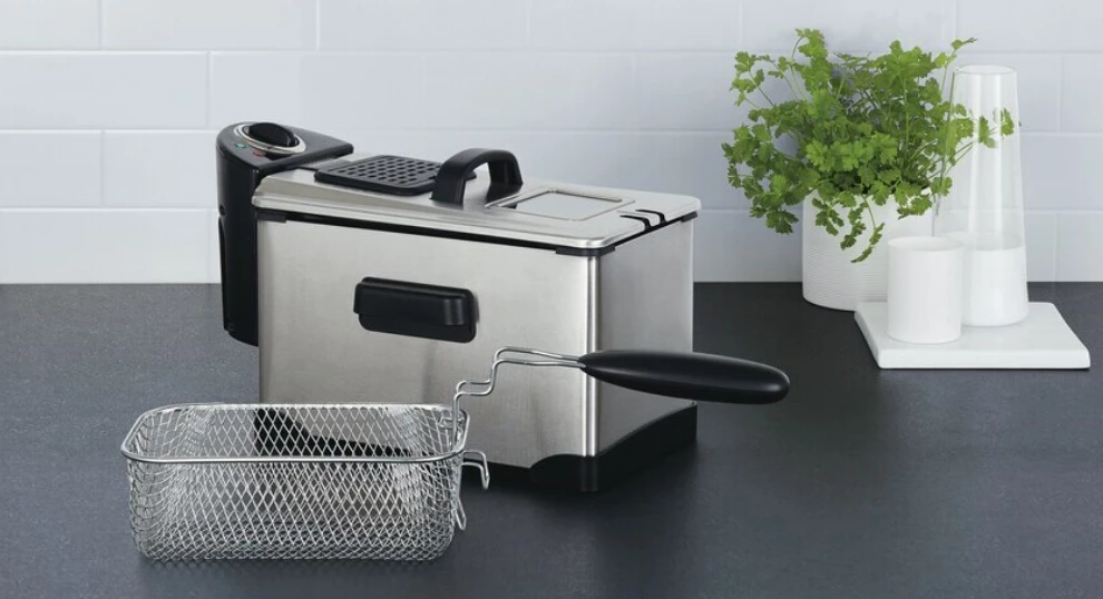 Kmart Home & Garden Stainless Steel Deep Fryer Timer & Temperature Control Commercial Design 3.5Ltr 1 Kmart Home & Garden Stainless Steel Deep Fryer Timer & Temperature Control Commercial Design 3.5Ltr